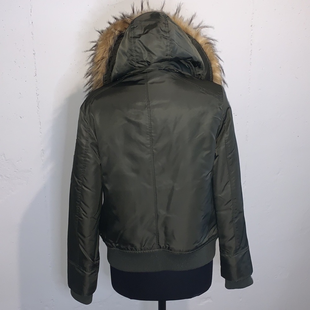 Guess Jacket - Picture 2 of 4
